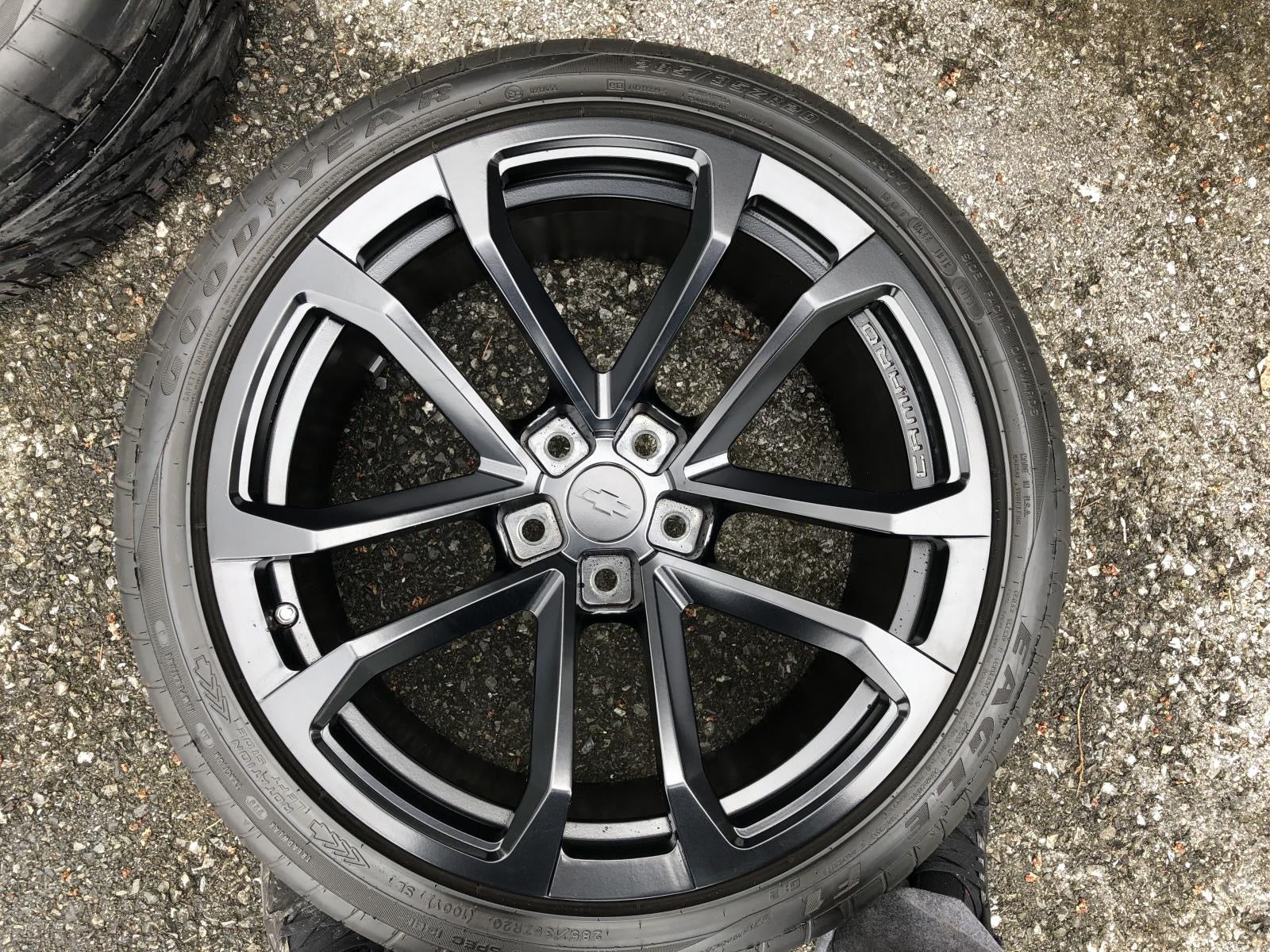20” Camaro Zl1 OEM Wheels and Tires